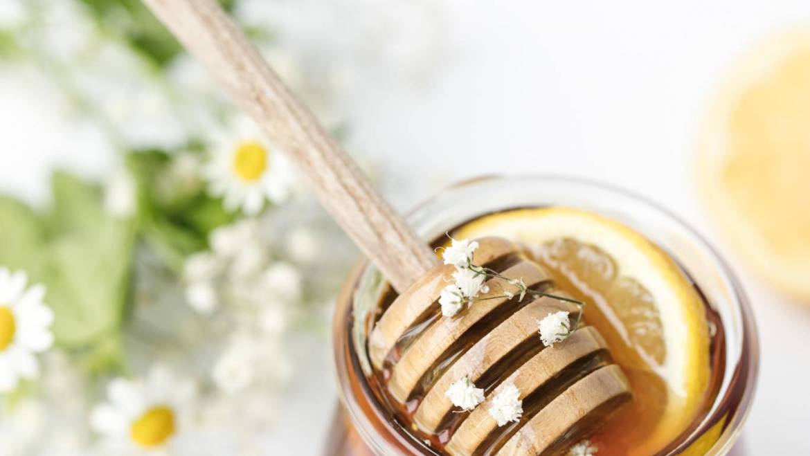 La miel en Āyurveda: propiedades, usos y beneficios