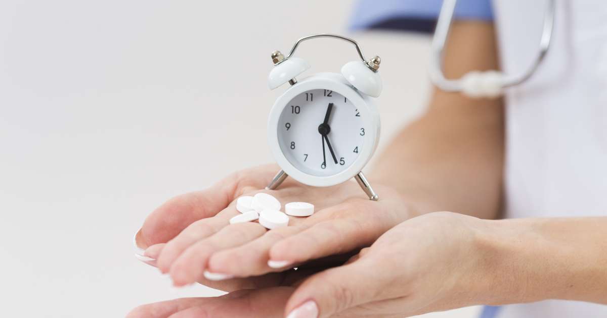 Cuándo tomar las medicinas en Ayurveda. Los tiempos óptimos de administración del medicamento ayurvédico